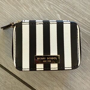Henri Bendel Centennial Stripe West 57th Pill Case in Genuine Saffiano Leather